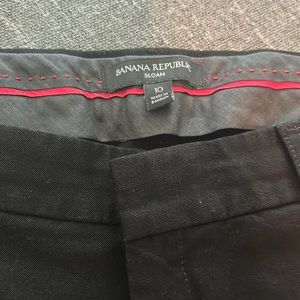 Size 10 Banana Republic Sloan dress pant slim fit. Great condition!